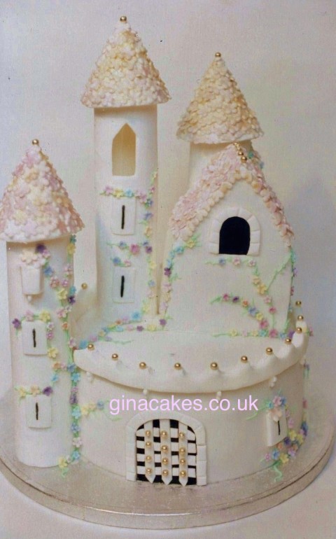 fairytale Castle Cake - 2